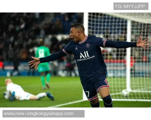 世界杯官方发布首张直通42队海报梅西姆巴佩哈兰德齐聚一堂